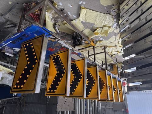 平顶山太阳能交通标牌的核心部件是电池,电池多久